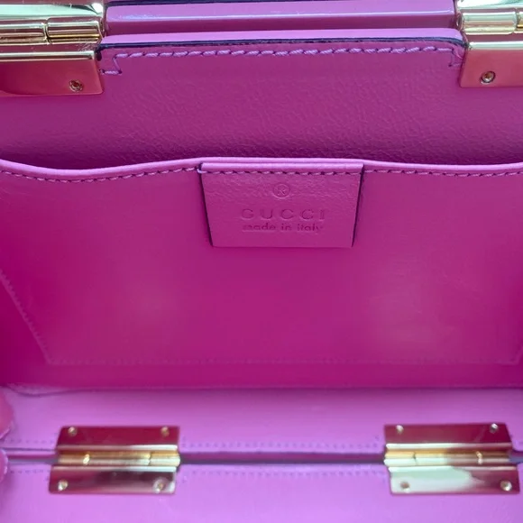 Gucci Limited Edition Sylvie 1969 Plexiglass Mini Bag w/ gold hardware and chain - Picture 9 of 16